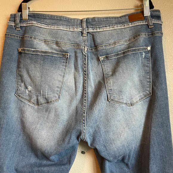 Judy Blue Jeans Skinny Fit Ripped Style JB82357MD-PL Size 20W - Picture 8 of 11